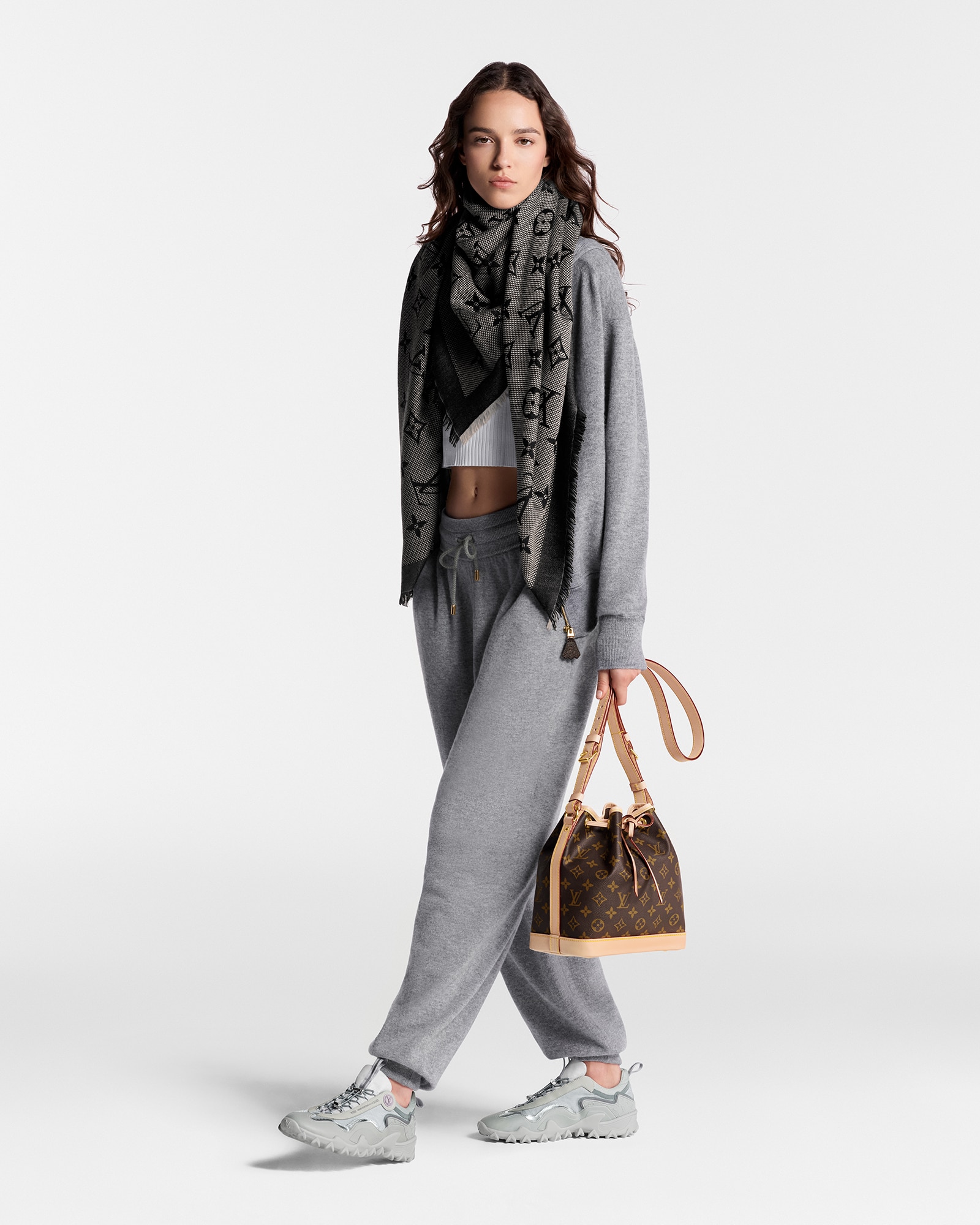 Neo Natté Monogram Shawl S00 - Women - Accessories | LOUIS VUITTON ®